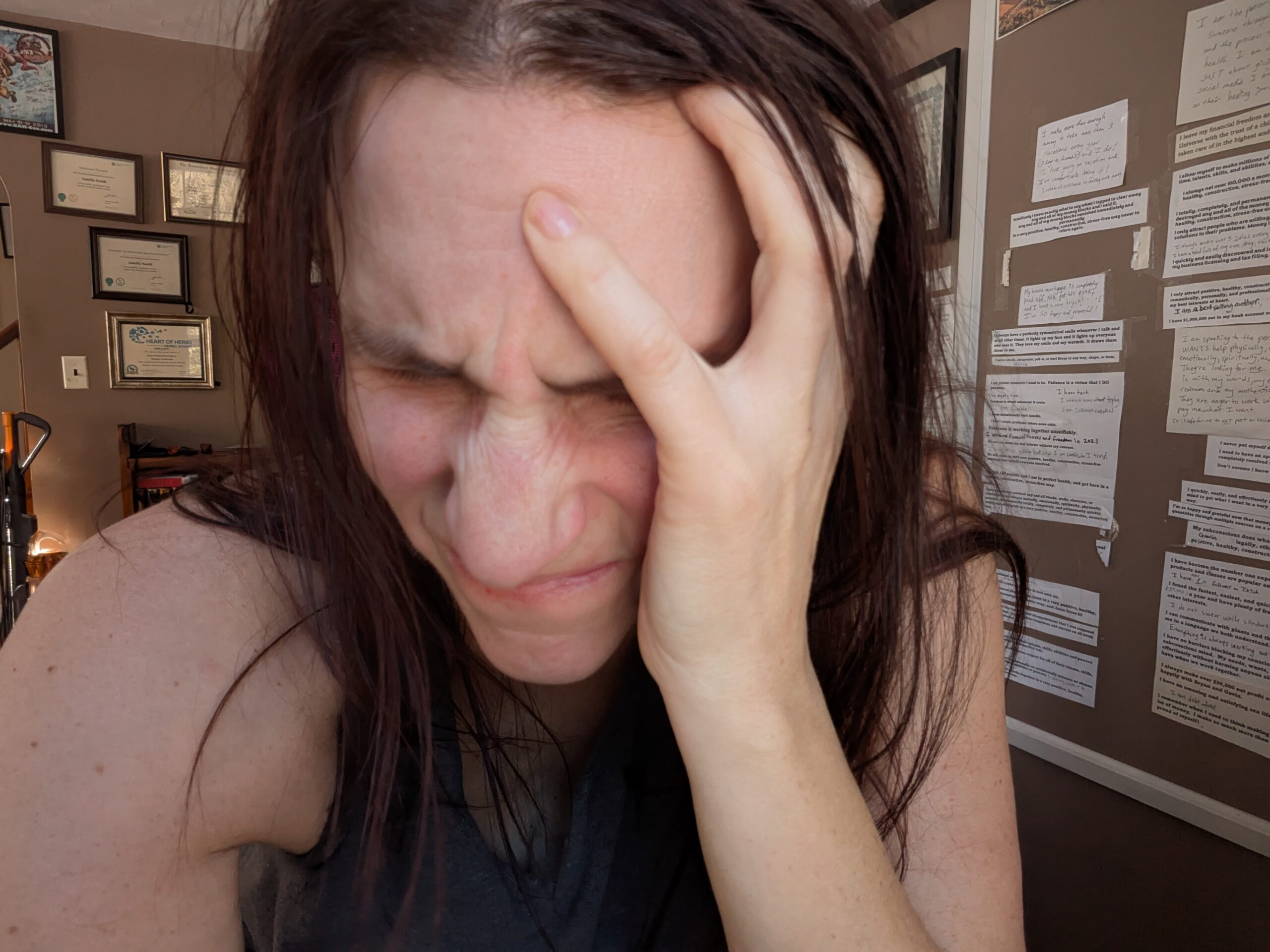 Managing Migraines Naturally: A Holistic and Herbal Approach